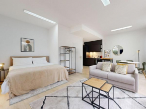 Bright studio in Champel